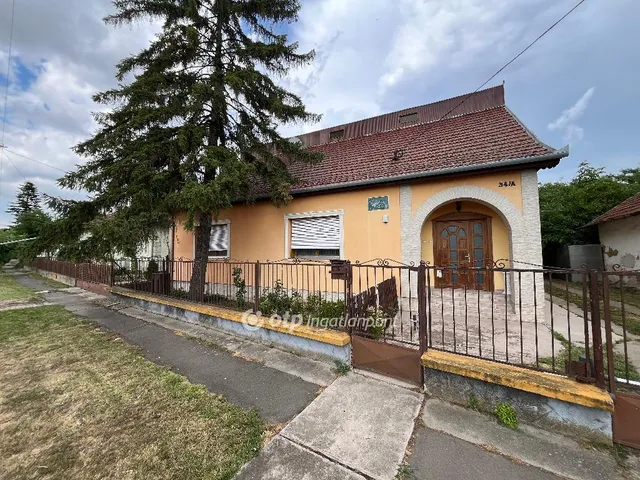 Eladó ház Csökmő 106 nm