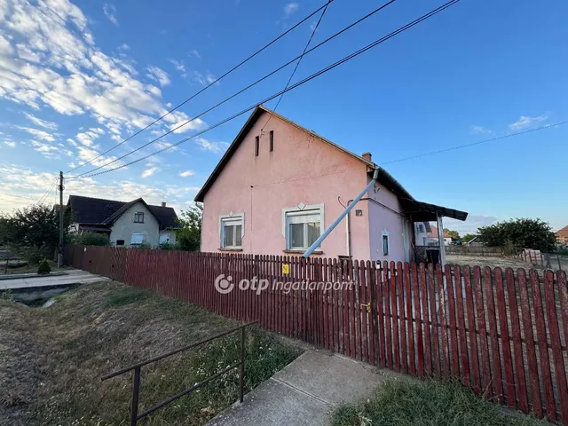 Eladó ház Nádudvar 99 nm