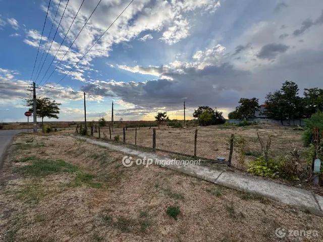 Eladó telek Nádudvar 890 nm