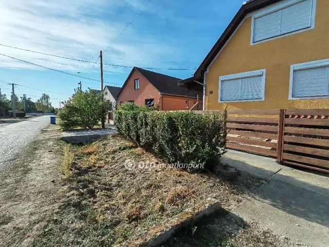 Eladó ház Berettyóújfalu 170 nm