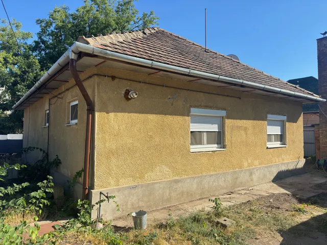 Eladó ház Vecsés, Halmitelep 81 nm