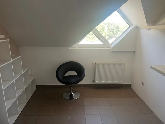 Kiadó kereskedelmi és ipari ingatlan Budapest XVIII. kerület, Kossuth Ferenc-telep 14 nm