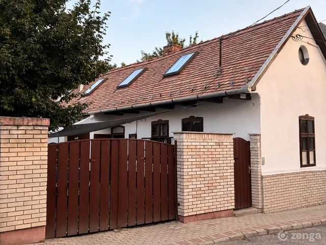Eladó ház Solymár 100 nm