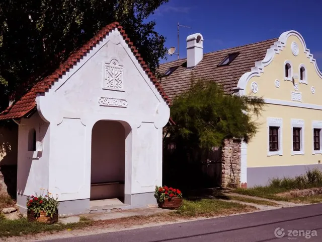 Eladó ház Salföld 320 nm