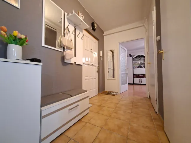 Eladó lakás Szombathely, Derkovits-lakótelep 48 nm