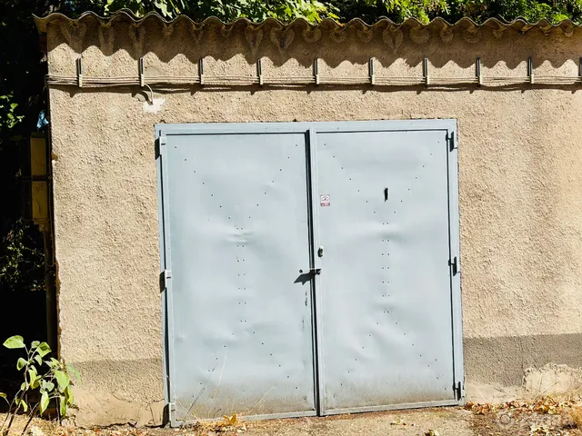 Eladó garázs Budapest XI. kerület, Sasad-Sashegy XI. ker. 18 nm