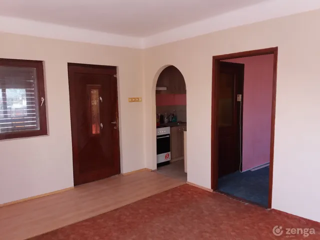 Kiadó ház Debrecen, Ungvárikert 48 nm