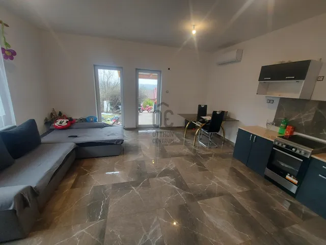 Eladó ház Váchartyán 61 nm