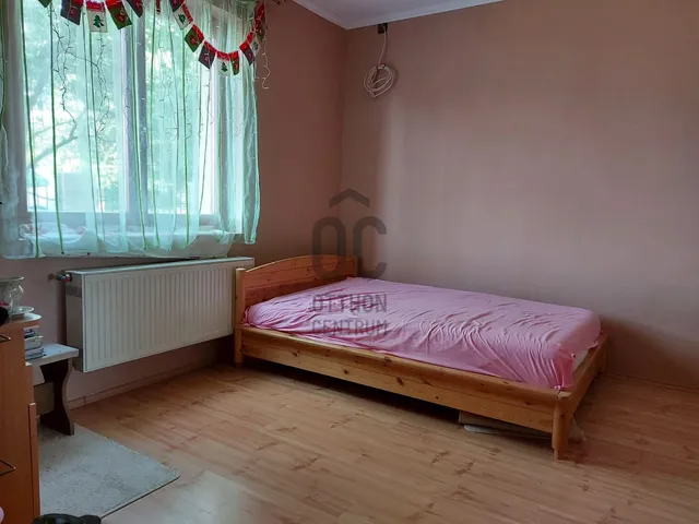 Kiadó ház Göd, Nevelek 225 nm