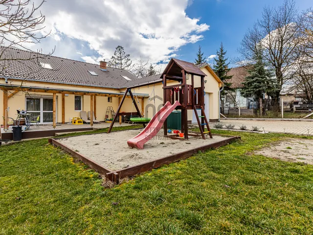 Eladó ház Nőtincs 150 nm