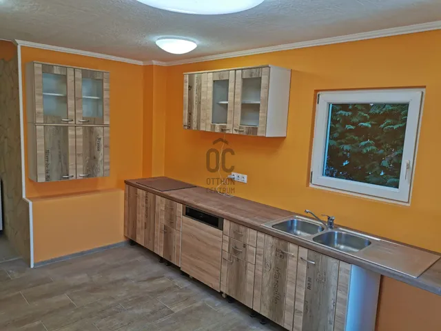 Kiadó ház Göd 58 nm