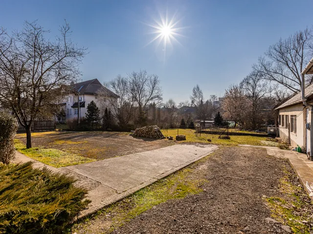 Eladó telek Rétság 908 nm