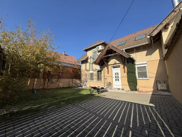 Eladó ház Fót 88 nm