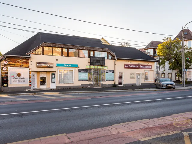 Kiadó kereskedelmi és ipari ingatlan Dunakeszi 40 nm