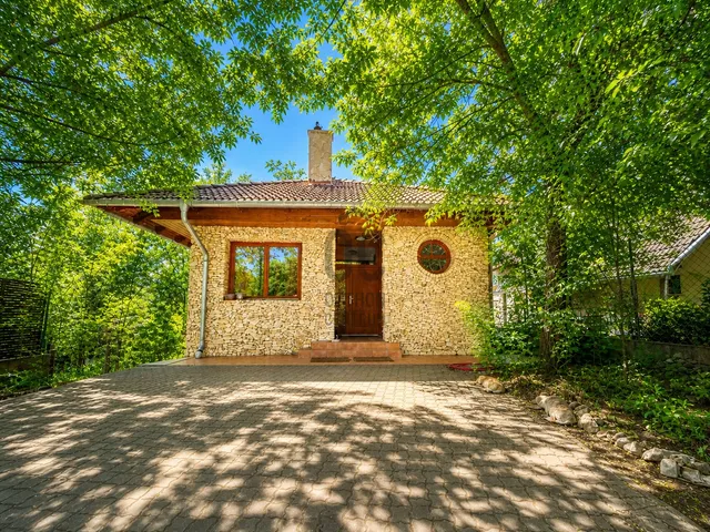 Eladó ház Őrbottyán 182 nm
