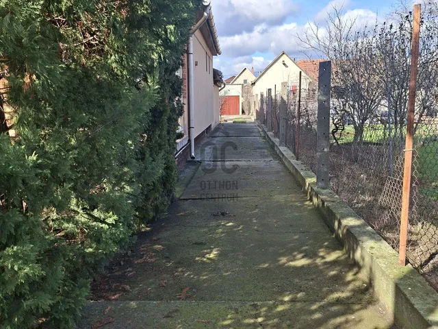 Eladó ház Fót, Kisalag 84 nm