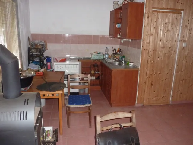 Eladó ház Csörög 40 nm