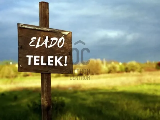 Eladó mezőgazdasági ingatlan Szentendre 1427 nm