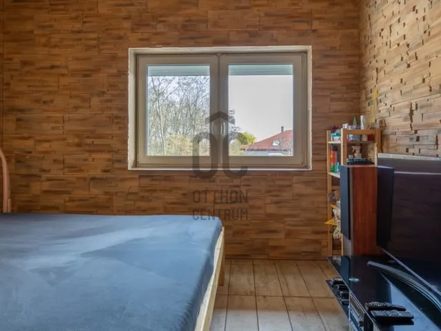 Eladó ház Csomád 200 nm