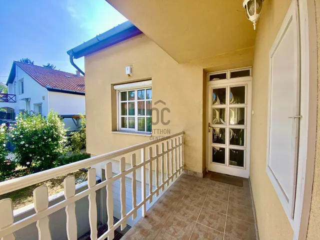 Eladó ház Dunakeszi, Alag 198 nm