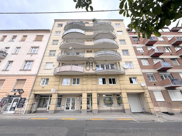 Eladó lakás Budapest XII. kerület, Németvölgy 43 nm