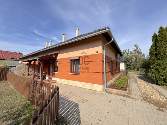 Kiadó ház Göd, Oázis lakópark 120 nm
