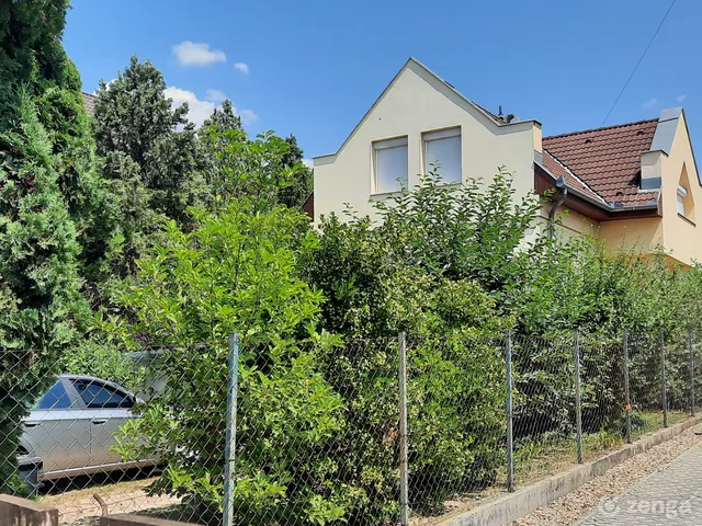 Eladó ház Csömör 207 nm