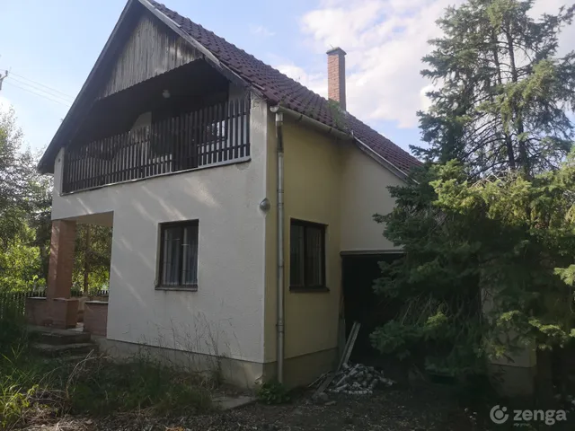 Eladó nyaraló Tiszalök, Újtelep 85 nm