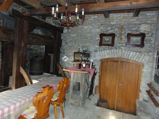 Eladó telek Környe 3392 nm