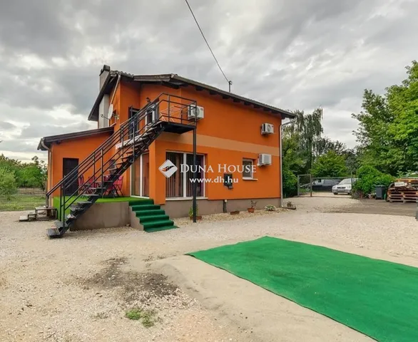 Eladó ház Almásfüzitő 158 nm