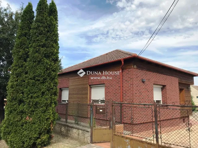 Eladó ház Bokod 145 nm