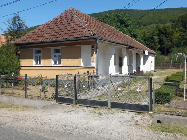 Eladó ház Kishuta 100 nm