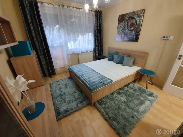 Kiadó lakás Békéscsaba, Belváros, Wlassics sétány 48 nm