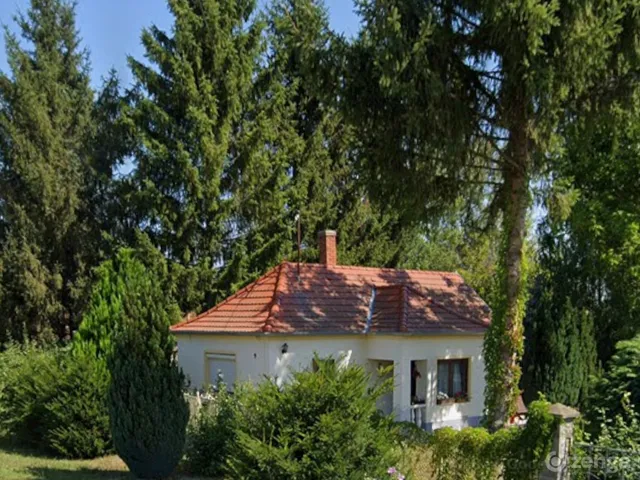 Eladó ház Szerecseny 49 nm