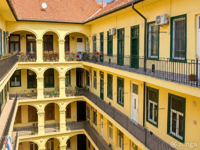 Eladó lakás Budapest VI. kerület, Nagykörúton kívüli terület, Vörösmarty utca 57 55 nm