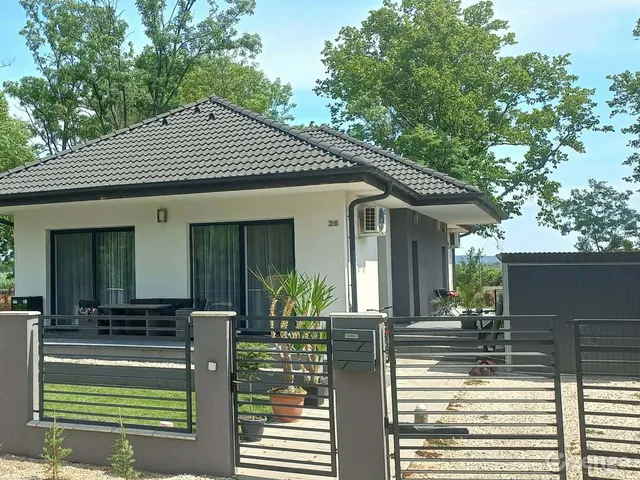 Eladó ház Balatonőszöd 70 nm