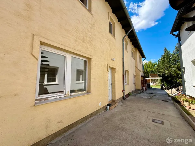 Eladó ház Esztergom 220 nm