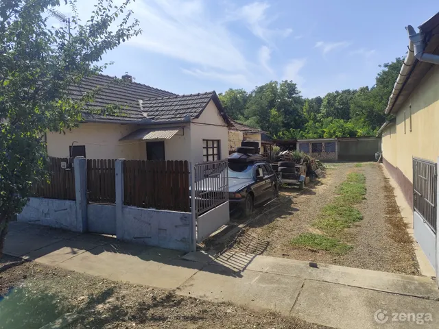 Eladó telek Hajdúböszörmény 550 nm