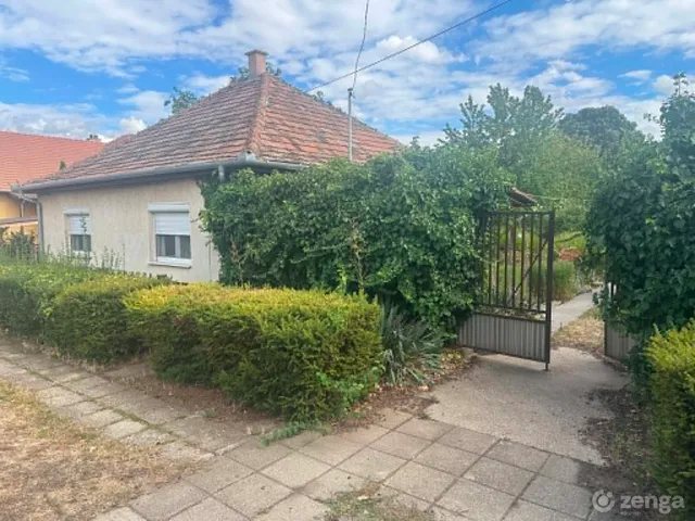 Eladó ház Kartal, Béke utca 61 132 nm