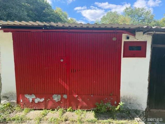 Eladó garázs Salgótarján, Beszterce-lakótelep 17 nm