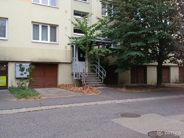 Eladó garázs Szeged, Fodorkert 18 nm