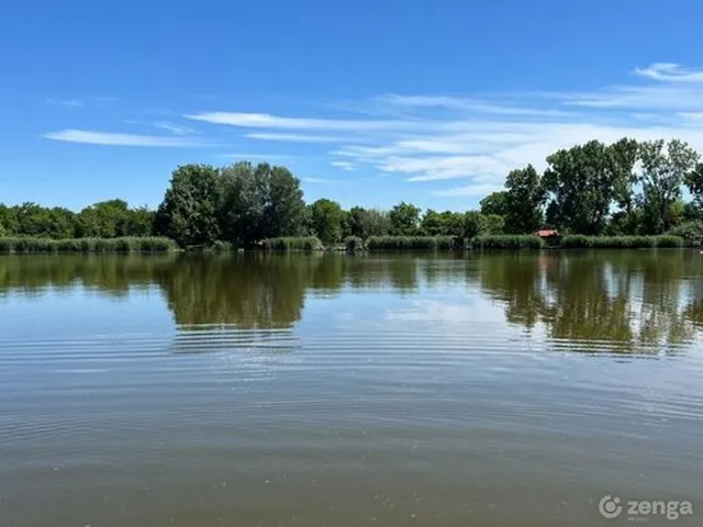 Eladó telek Tiszaug 1145 nm