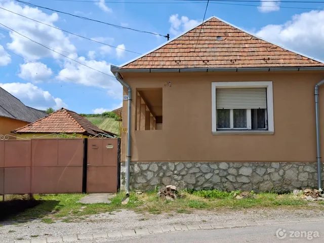 Eladó ház Felsőtárkány 108 nm