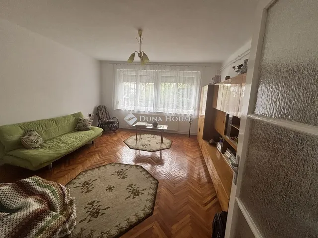 Eladó ház Püspökladány 240 nm
