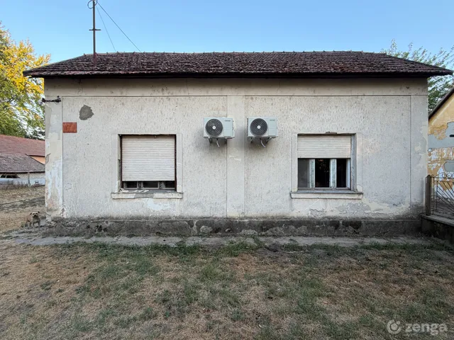 Eladó ház Pusztaszer 80 nm