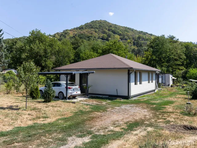 Eladó ház Verőce 135 nm