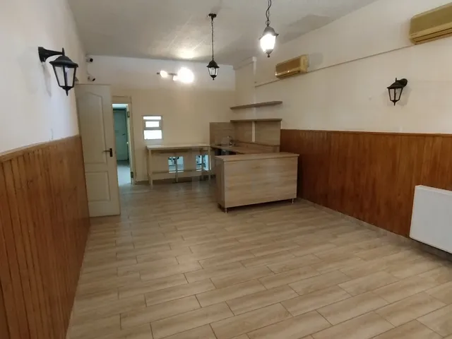 Eladó kereskedelmi és ipari ingatlan Barcs 63 nm