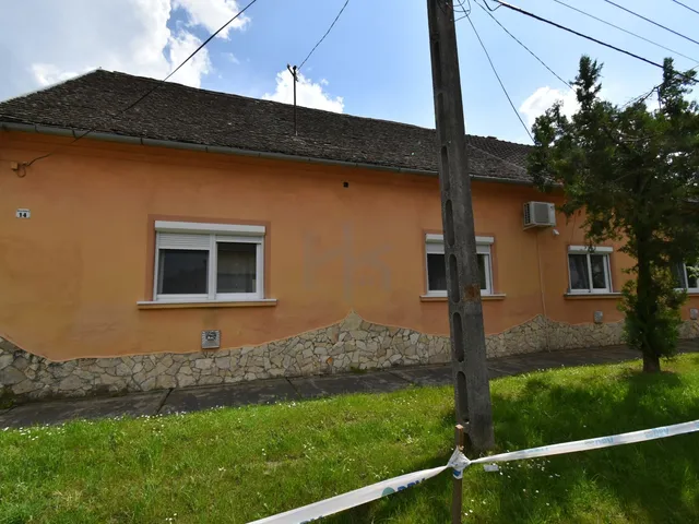 Eladó ház Barcs 195 nm