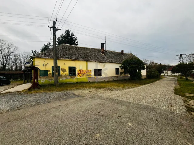 Eladó ház Darány 194 nm