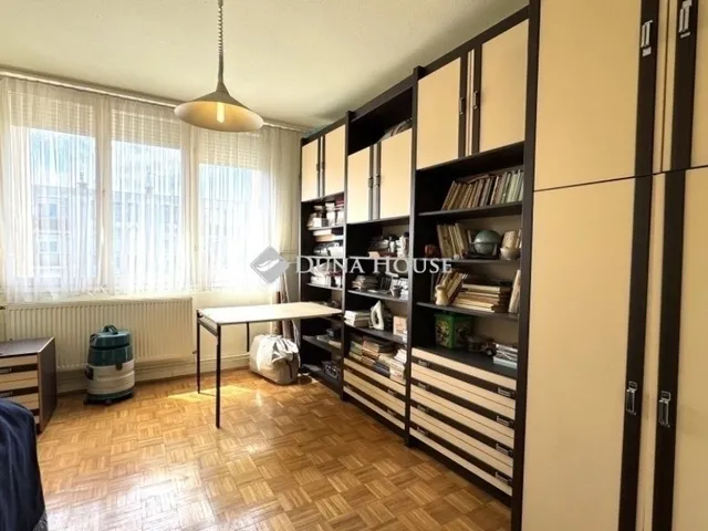 Eladó lakás Debrecen, Nagyerdő 73 nm
